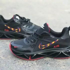Nike noir unique