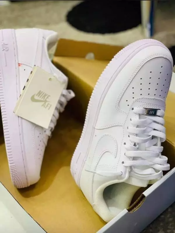 Air Jordan Nike Air chaussures baskets Blanc